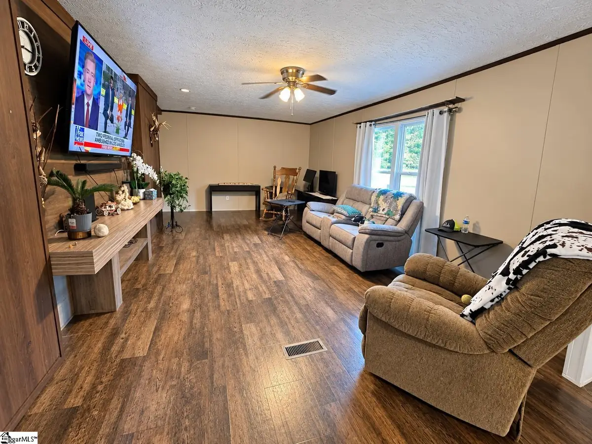 801 Vern Cora Road, Laurens, SC 29360 - #1