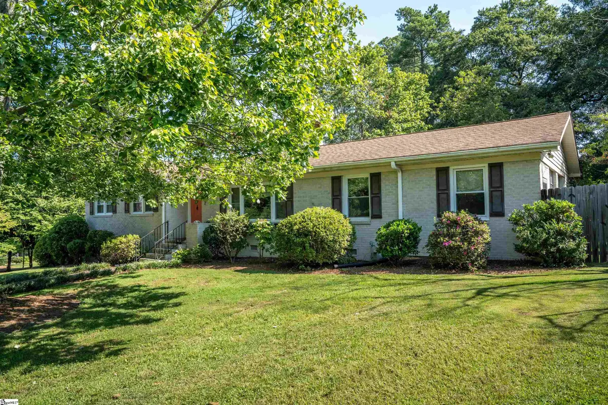2 Selwyn Drive, Greenville, SC 29615 - #1
