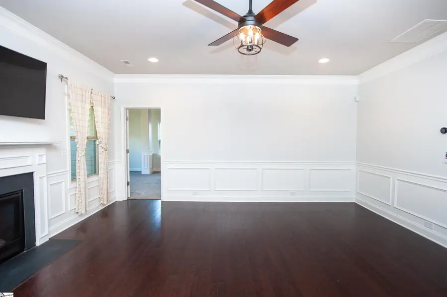 454 Wolfbend Road, Woodruff, SC 29388 - #2