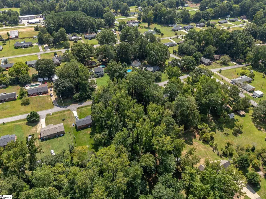 112 Benjamin Street, Greenwood, SC 29646 - #3