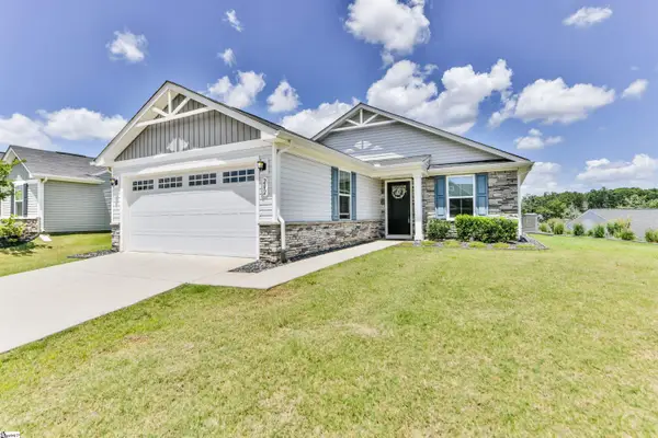 202 Bending Branch Road, Greenville, SC 29605-5893