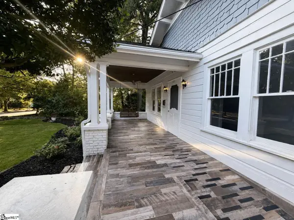 118 E Earle Street, Greenville, SC 29609