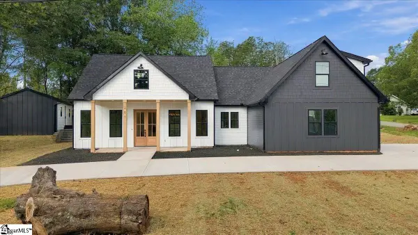 201 Maple Street, Lyman, SC 29365-1517