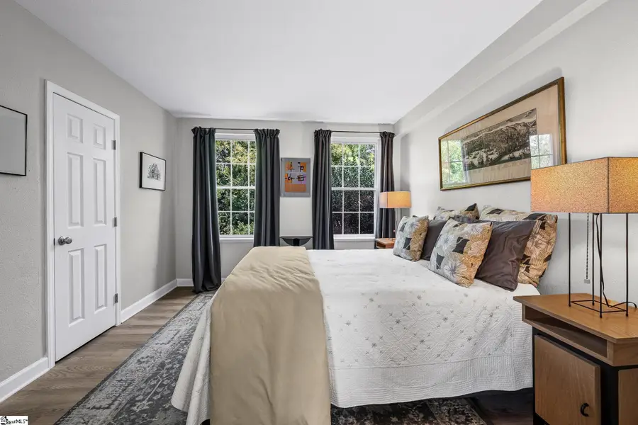 601 Cleveland Street #Apt 3D, Greenville, SC 29601-3842 - #2