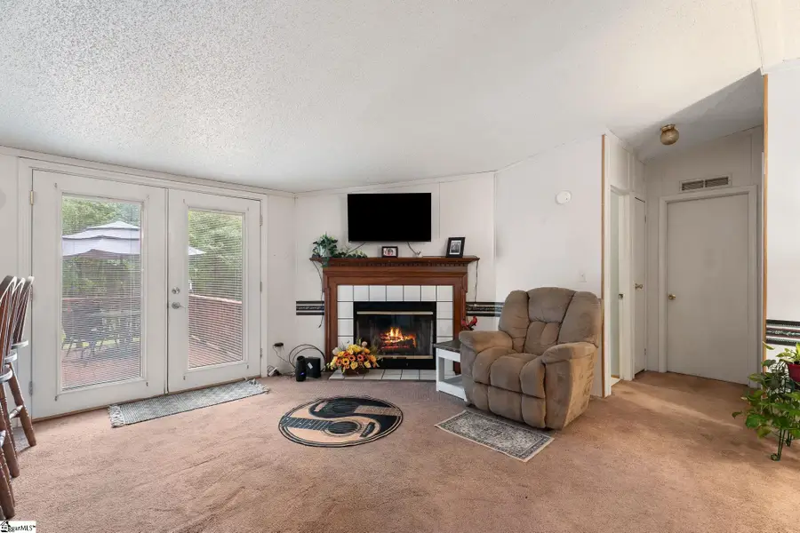 695 Miller Road, Woodruff, SC 29388 - #3