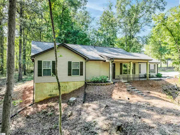 118 Forrest Drive, Fountain Inn, SC 29644