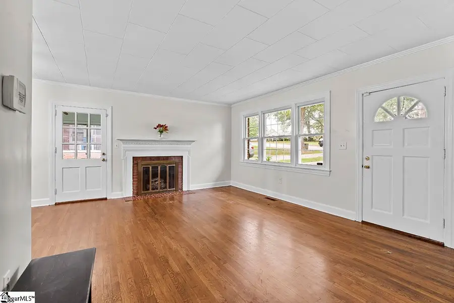 606 Cedar Street, Clinton, SC 29325 - #2