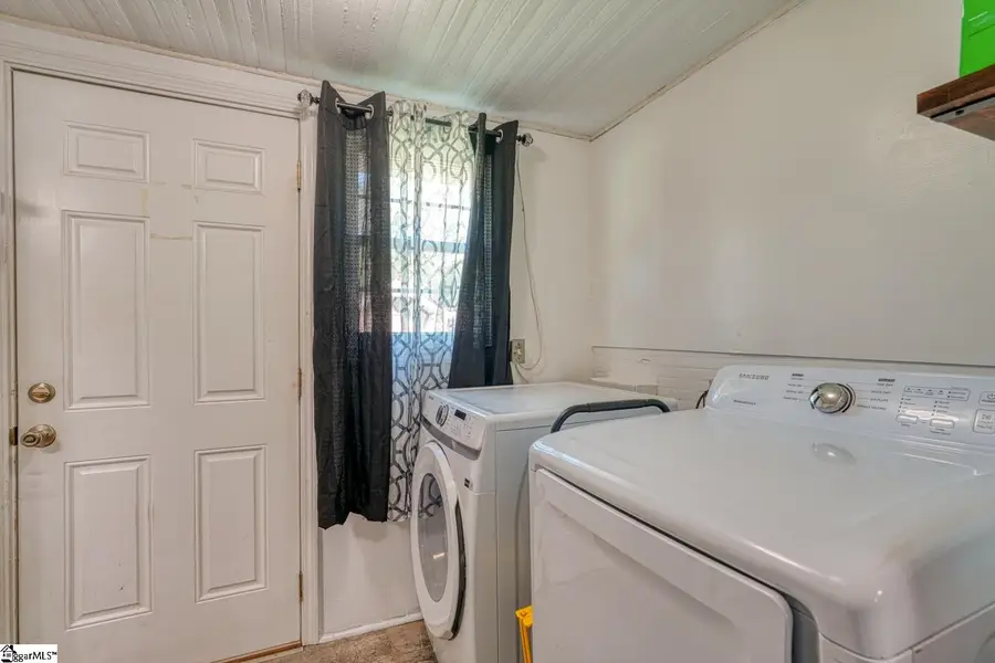 15 3rd Street, Inman, SC 29349 - #2