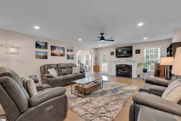 532 Dominion Way, Boiling Springs, SC 29316