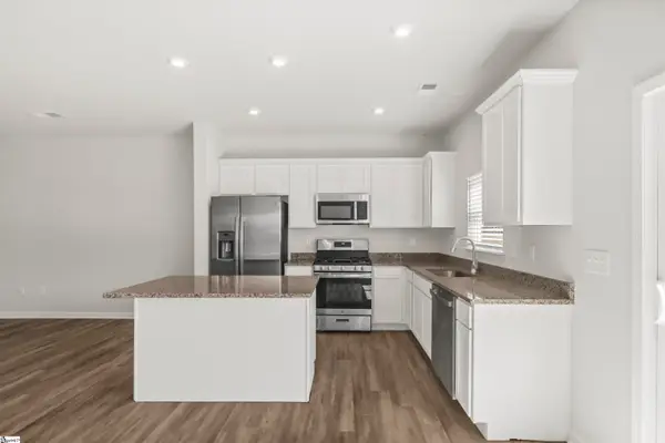 325 Abingdon Way, Greer, SC 29651