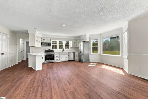 101 Hunters Woods Drive, Simpsonville, SC 29680