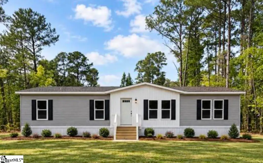 34 Foxfire Drive, Laurens, SC 29360 - #1