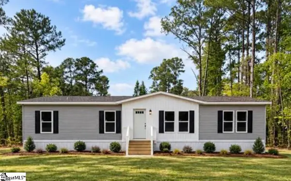 34 Foxfire Drive, Laurens, SC 29360