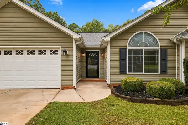 9 Avebury Court, Travelers Rest, SC 29690