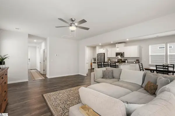 1157 Forestbrook Lane, Spartanburg, SC 29303