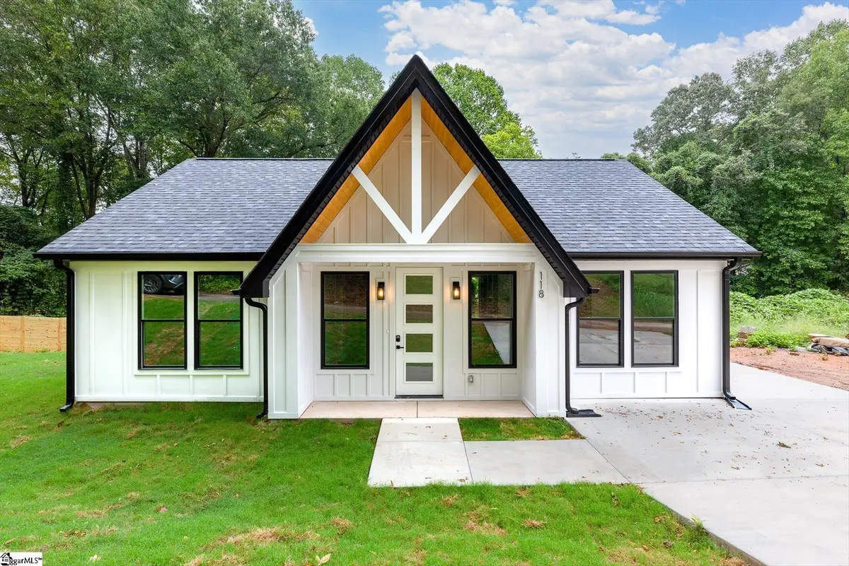 118 Harlem Street, Easley, SC 29640 - #1