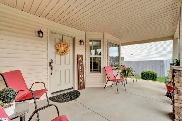 18 Dunsborough Drive, Simpsonville, SC 29680