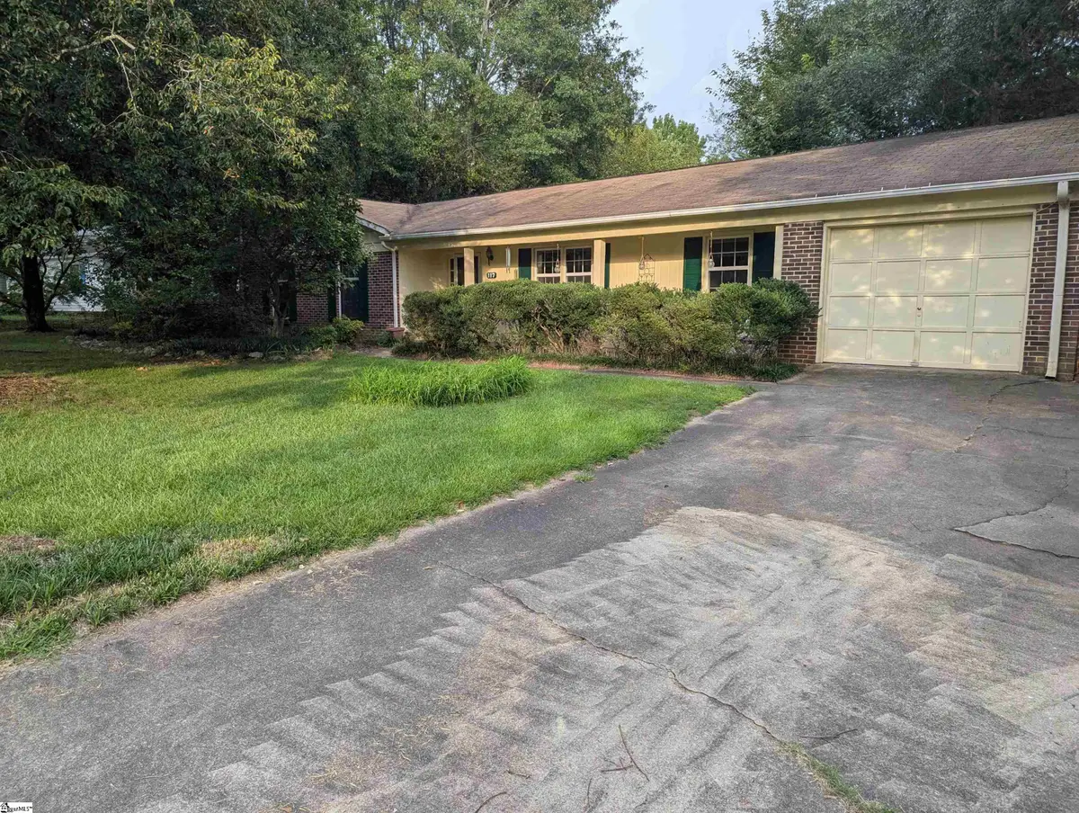 117 Hunters Trail, Greenville, SC 29615 - #1