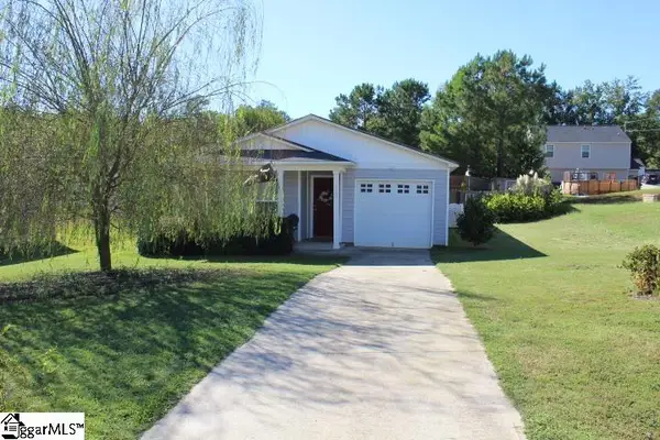 120 Botany Drive, Laurens, SC 29360