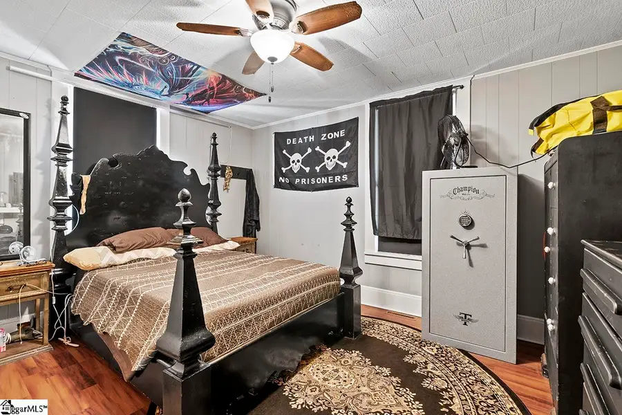 103 Davis Street, Laurens, SC 29360 - #2