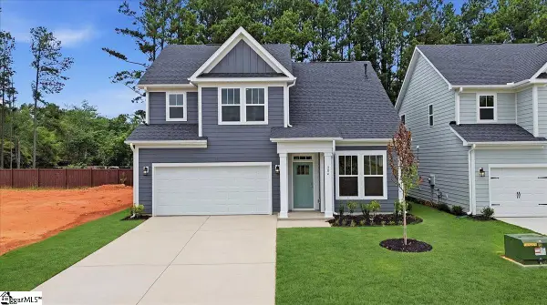 204 Canyon Creek Way, Fountain Inn, SC 29644