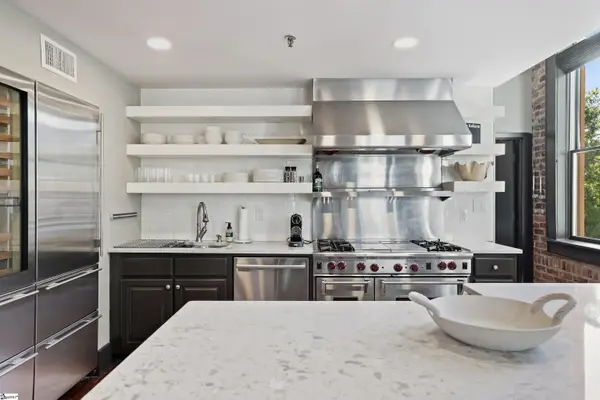 102 N Main Street #Unit D, Greenville, SC 29601