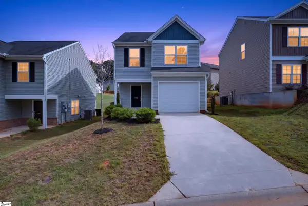 645 Millsgate Circle, Boiling Springs, SC 29316
