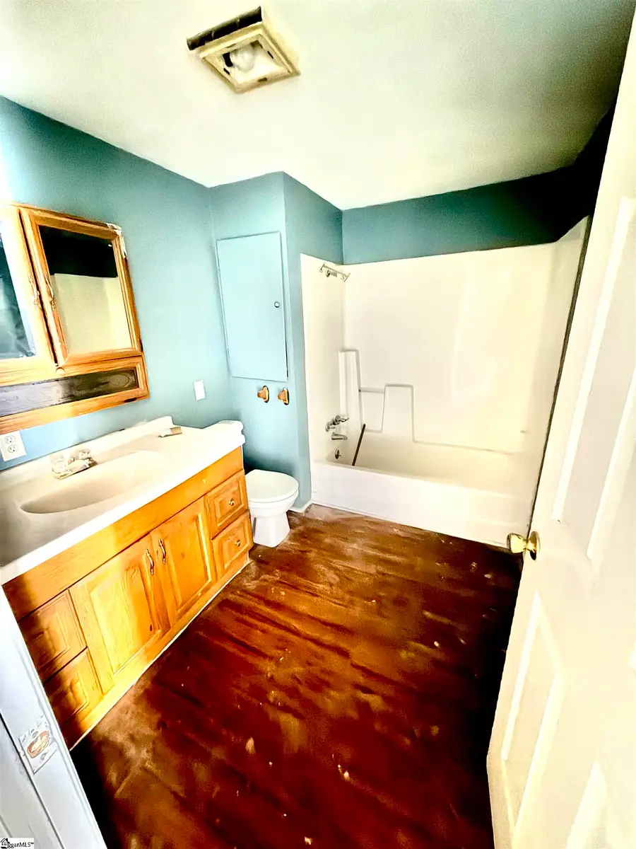 121 Bird Street, Union, SC 29378 - #3