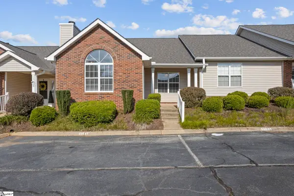 14 Hillside Glen Drive, Greer, SC 29650-4650