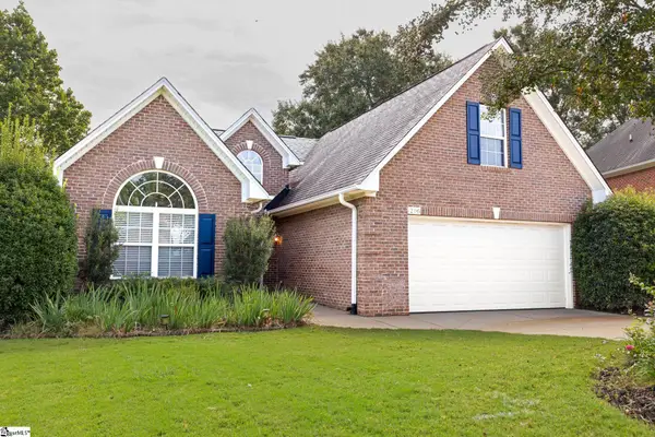 216 N Hamlet Court, Moore, SC 29369