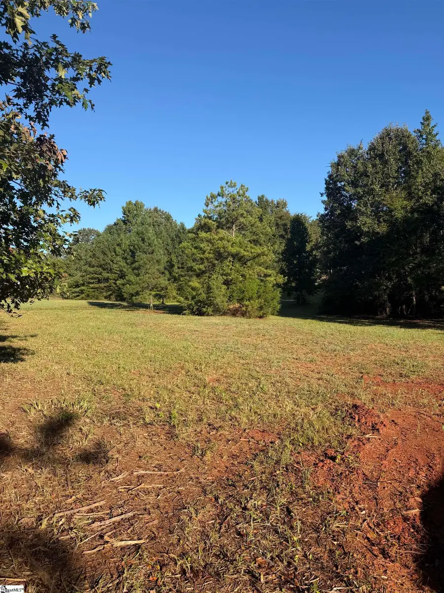 128 Gray Barn Road, Laurens, SC 29360 - #2