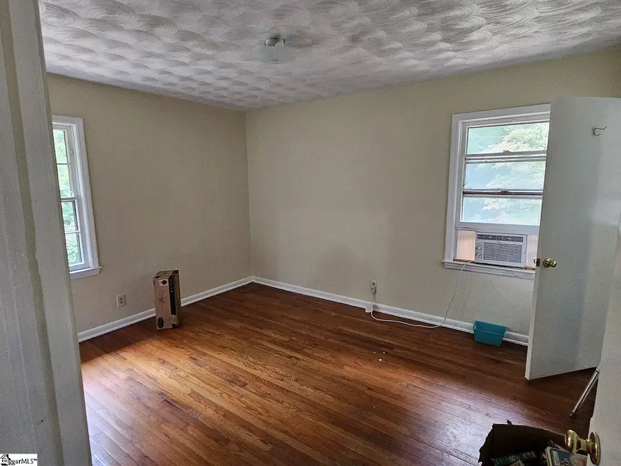 740 Kenmore Drive, Spartanburg, SC 29303 - #2