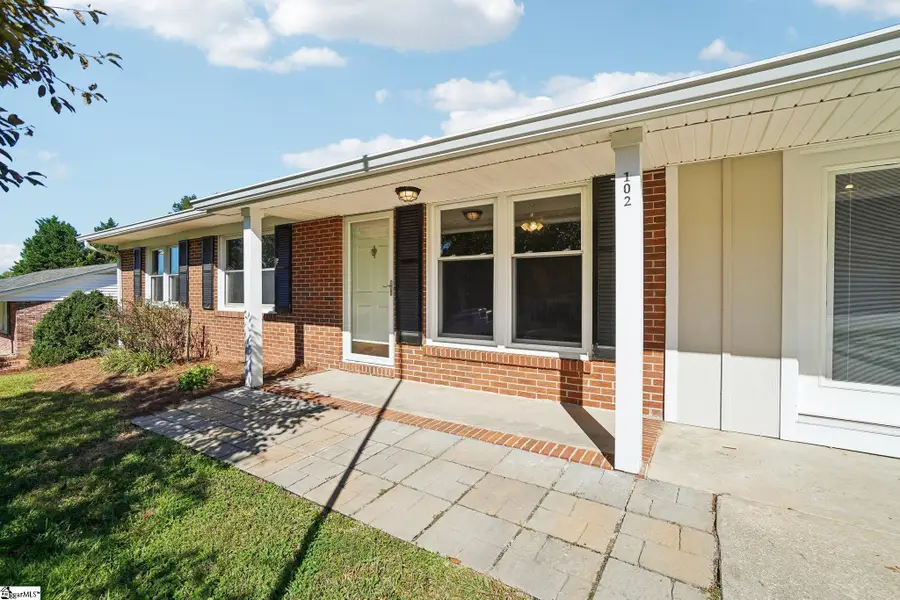 102 Sherwood Avenue, Greer, SC 29651 - #3