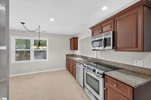 134 Forest Lake Drive, Simpsonville, SC 29681