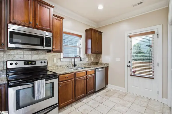 19 Jay Street, Greenville, SC 29601