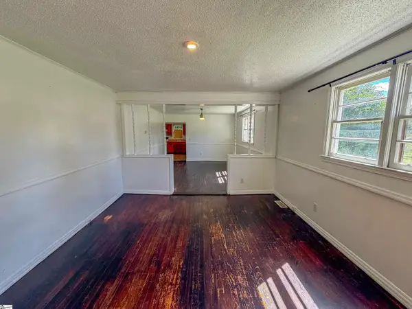 355 Farley Street, Spartanburg, SC 29303-3506