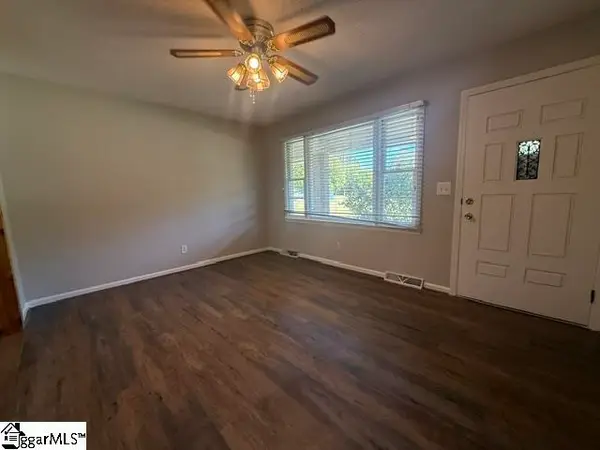 8 Henry Avenue, Honea Path, SC 29654