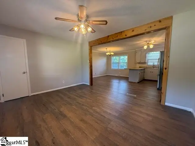 8 Henry Avenue, Honea Path, SC 29654 - #2