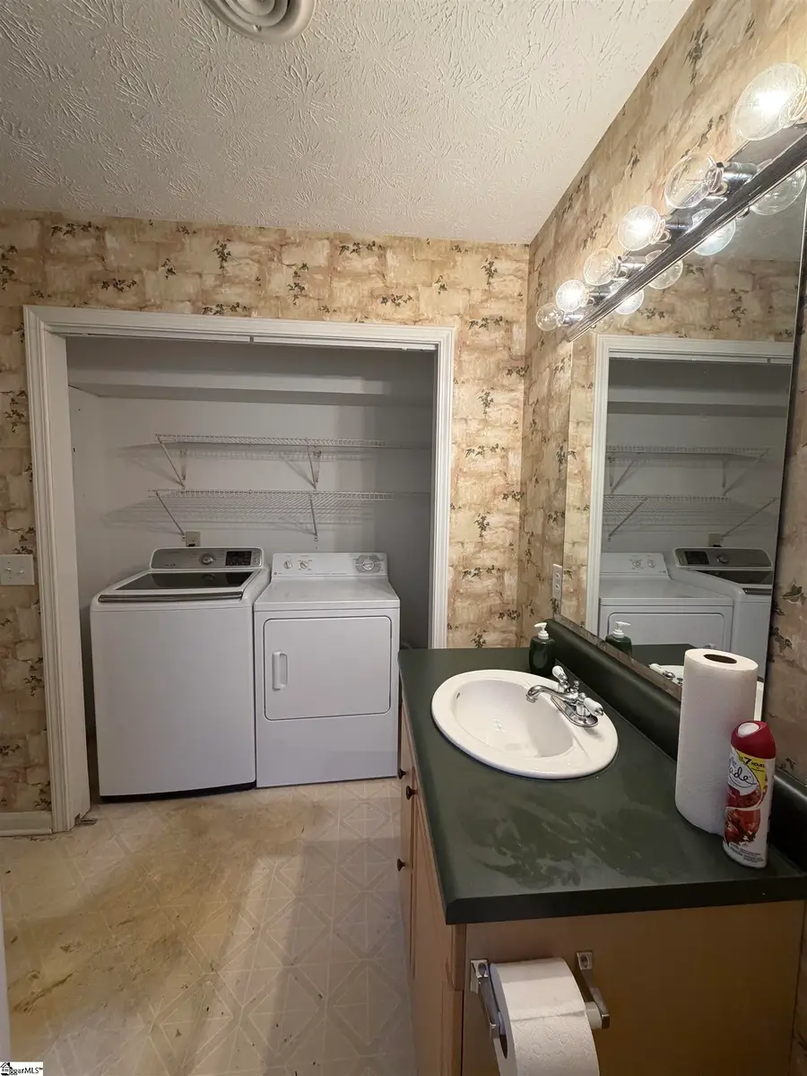 100 Buttercup Way #Unit 24, Taylors, SC 29687 - #3