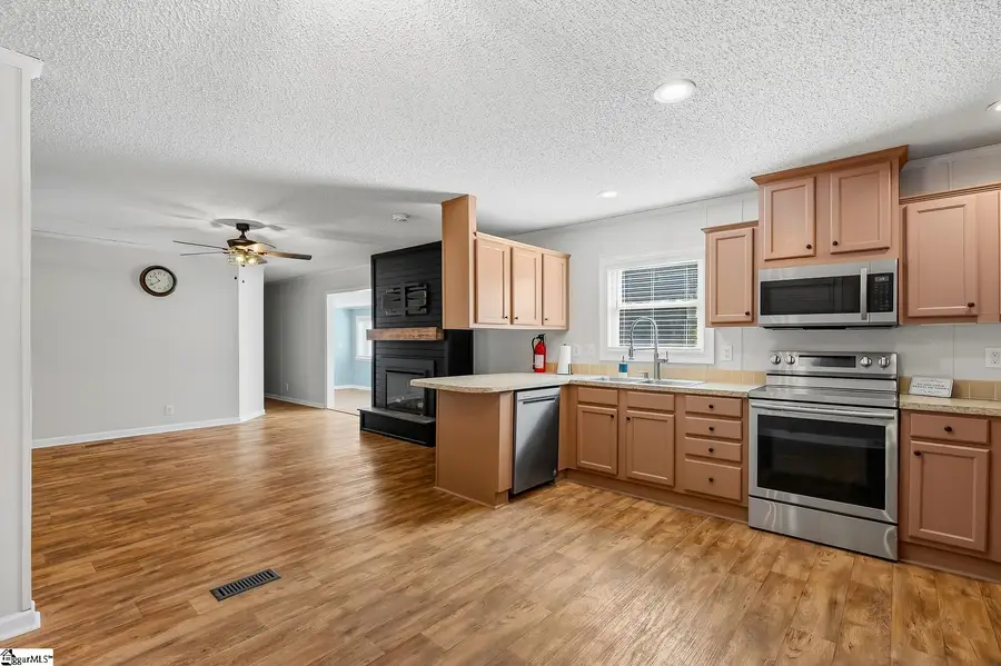 71 Lodgeview Court, Gray Court, SC 29645 - #3