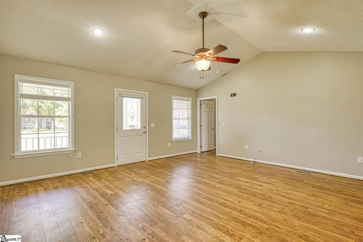 424 Bollweevil Way, Wellford, SC 29385 - #1