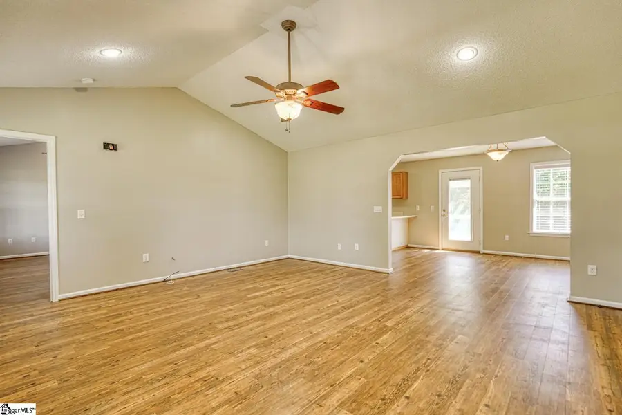 424 Bollweevil Way, Wellford, SC 29385 - #2