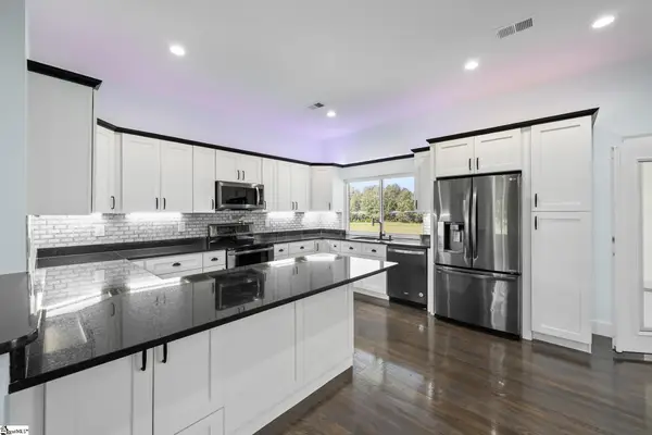 305 Waters Road, Taylors, SC 29687-6139