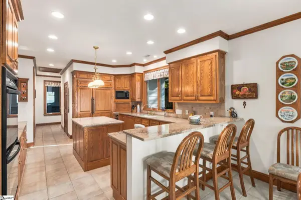 508 Mountain Summit Road, Travelers Rest, SC 29690