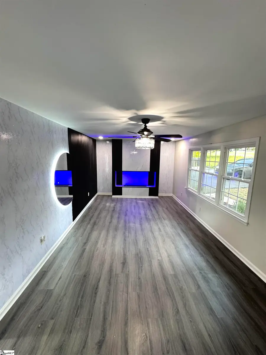 307 Westminster Avenue, Laurens, SC 29360 - #3