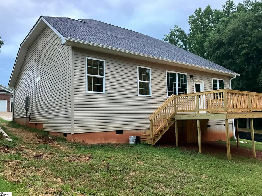 405 Landstone Terrace, Boiling Springs, SC 29316 - #2