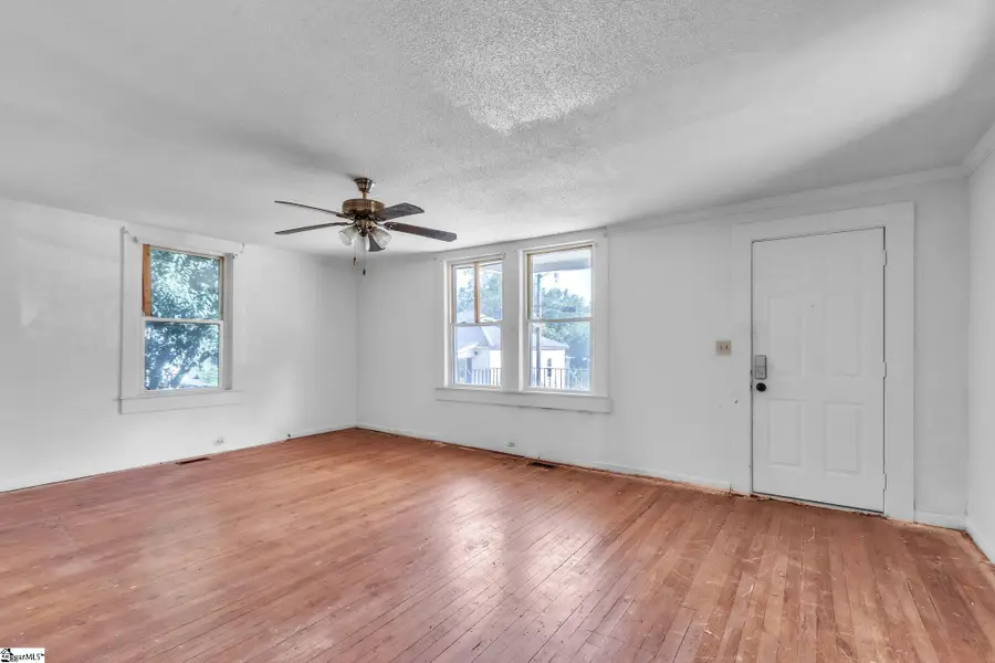 27 11th Street, Greenville, SC 29611 - #3