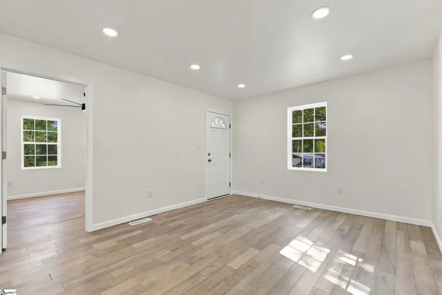 140 Simpson Avenue, Woodruff, SC 29388 - #3