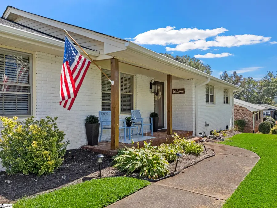 400 Lake Forest Drive, Spartanburg, SC 29307 - #2