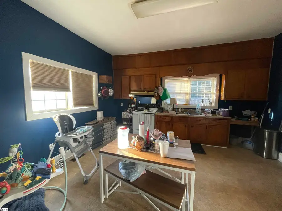 20 1st Street, Greenville, SC 29611 - #3